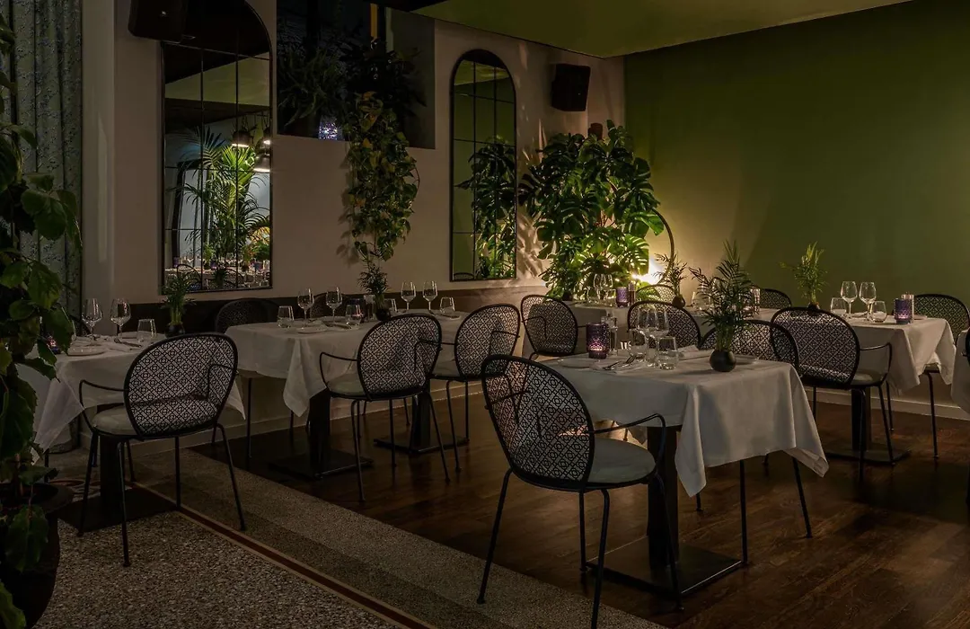 Molitor Hotel & Spa Paris - Mgallery Collection-1