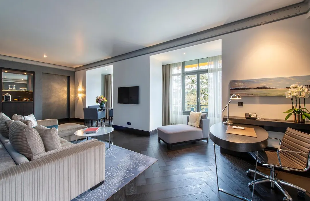 Royal Savoy Hotel & Spa-1