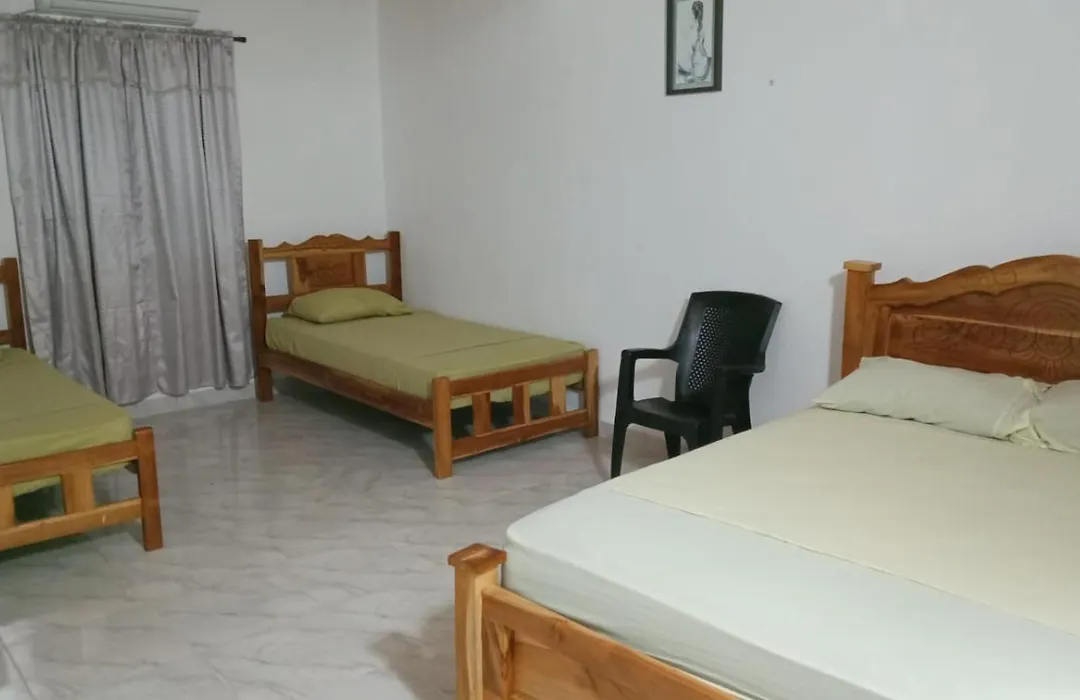 Oceans Hostal-1