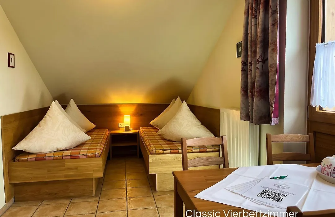 Landhotel Guglhupf-1