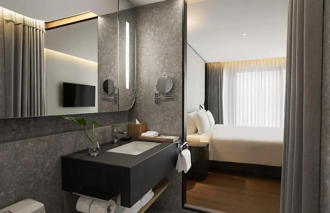 Nh Hua Hin-1