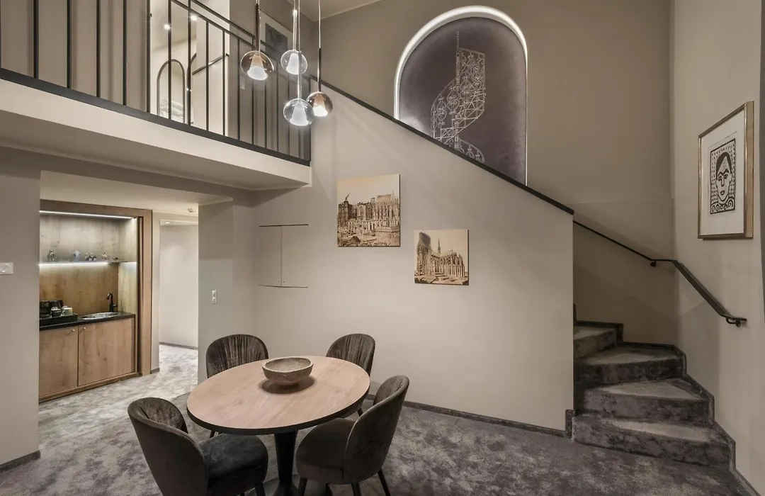 Wasserturm Hotel Cologne, Curio Collection By Hilton-1