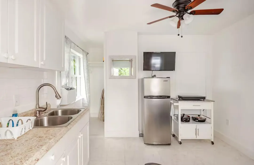 Small Cozy Apartment-1