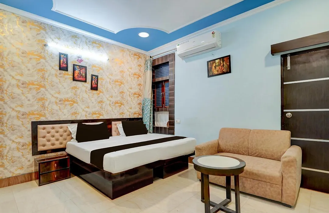 Hotel O Cozy Home Stay Premium-1