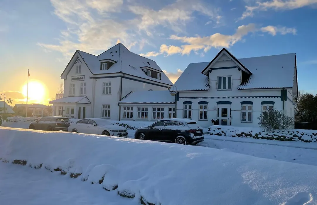 Strandhotel-1