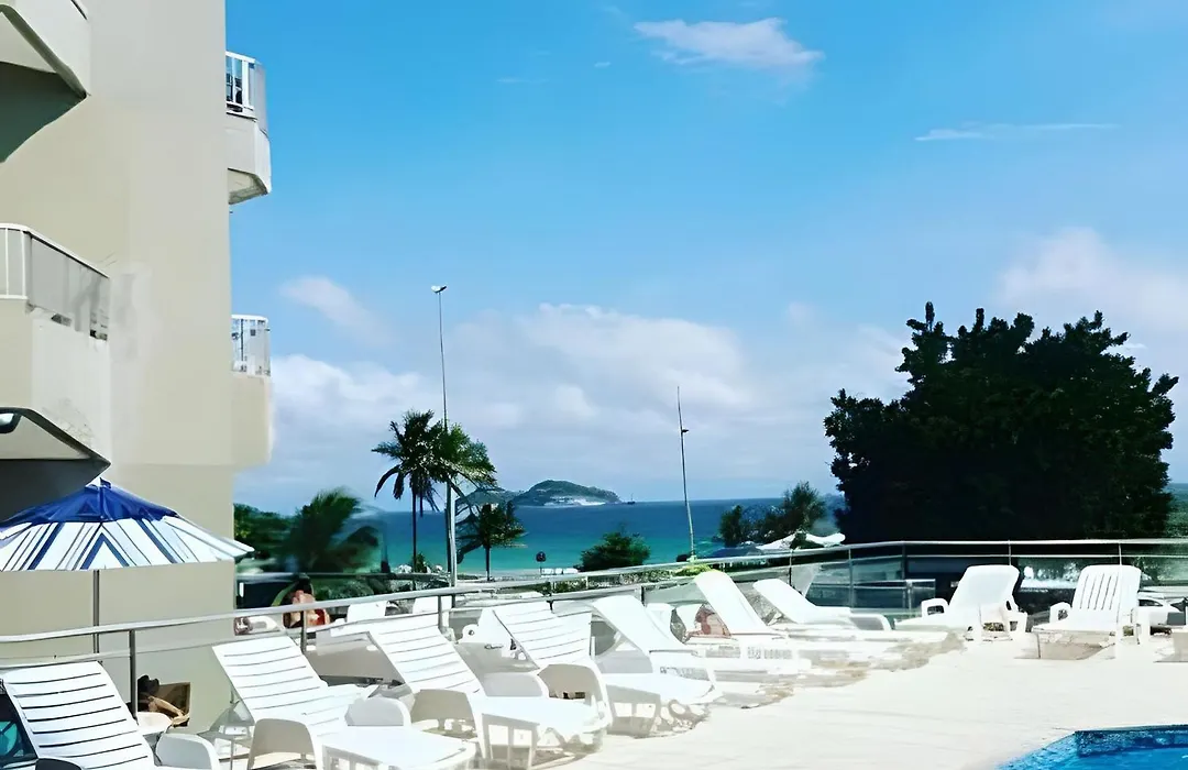 Pe Na Areia Barra Da Tijuca Rj Brasil-1