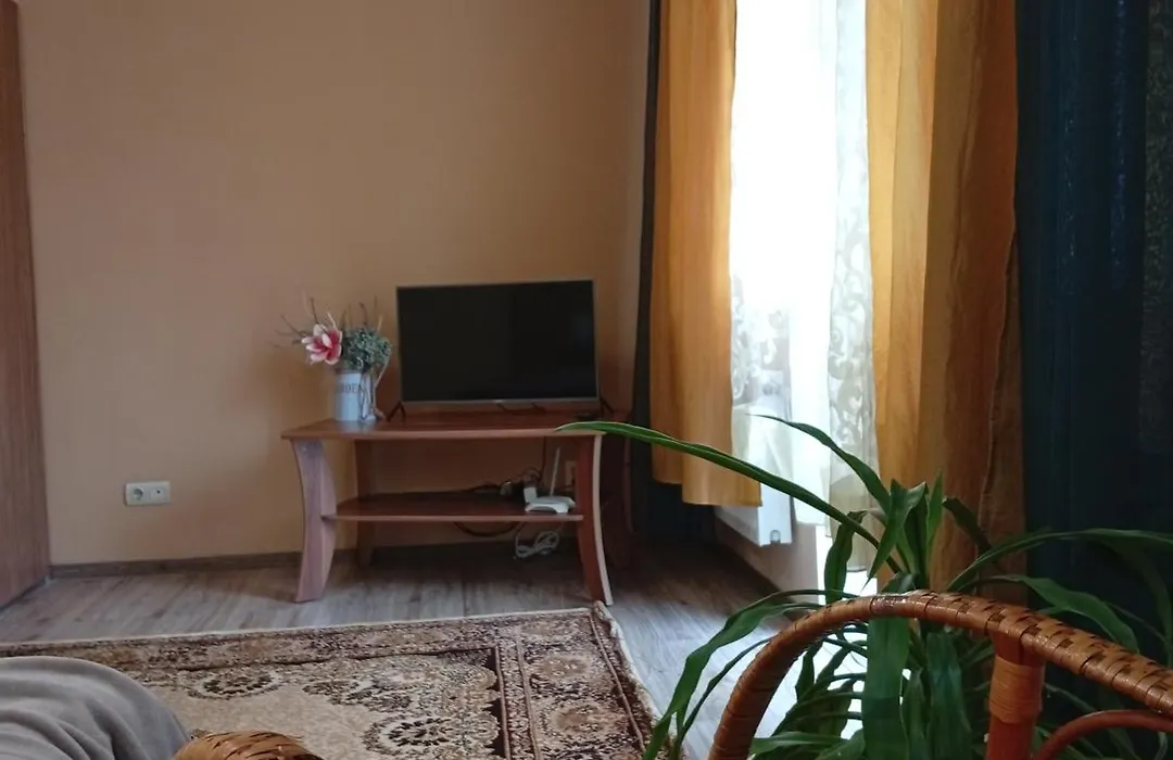 Центр, 2Кім-На Не Вимикають Світло-1