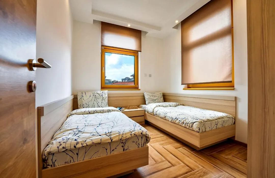 Apartments Srecko-1