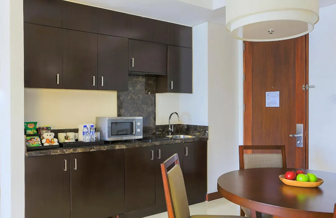 Holiday Inn & Suites Makati By Ihg-1