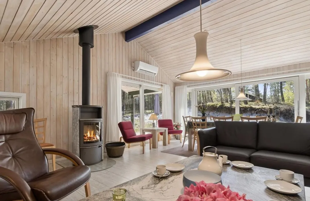 Holiday Home Sylvia - 900M From The Sea By Interhome-1