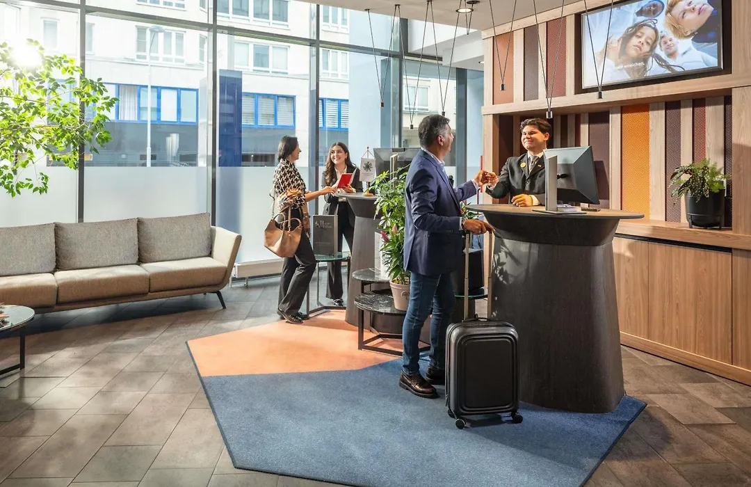 Novotel Suites Wien City Donau-1