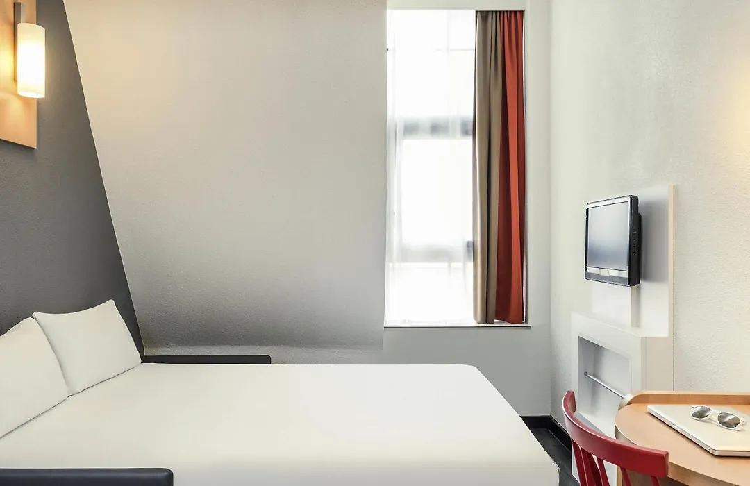 ibis Paris Bastille Faubourg St Antoine-1