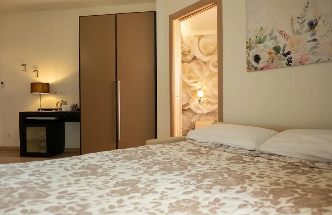 Hotel Acquadolce-1