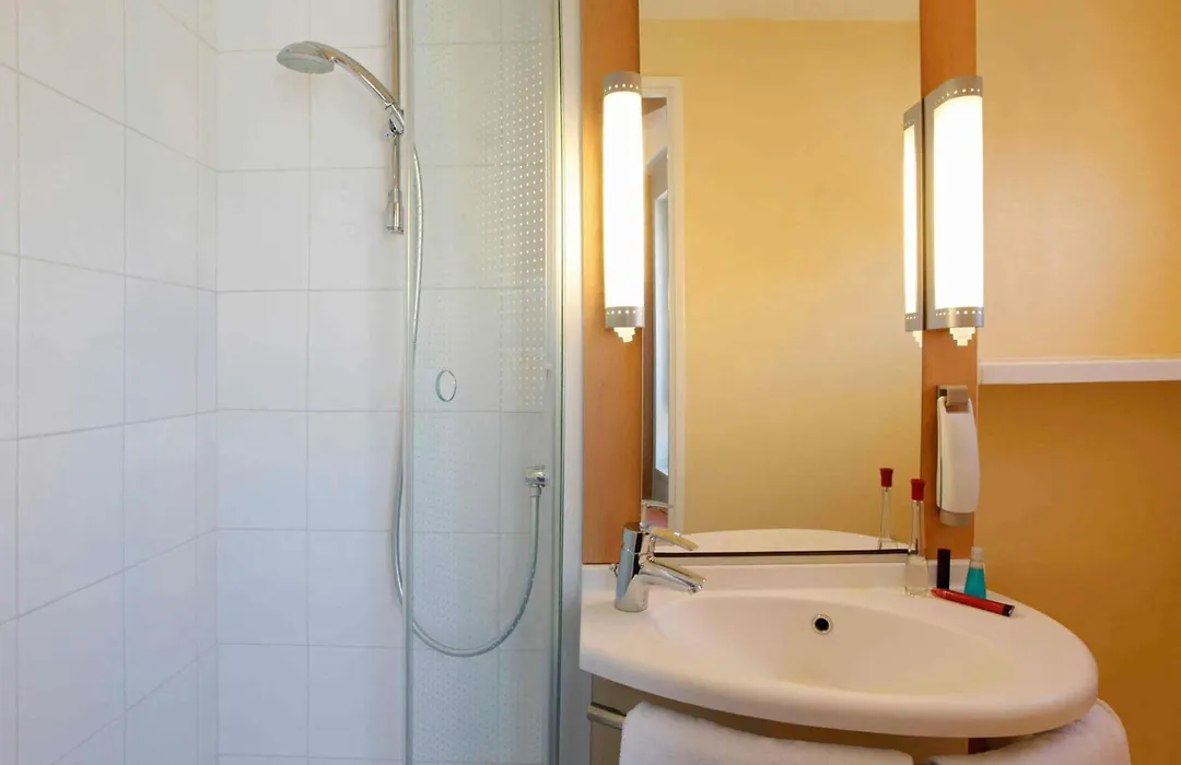 Ibis Marseille Centre Gare Saint Charles-1