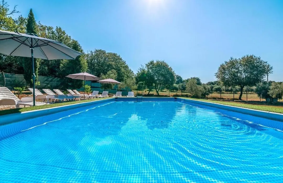 Apartment In Medulin With Terrace, Air Conditioning, W-Lan, Washing Machine 5158-1-1