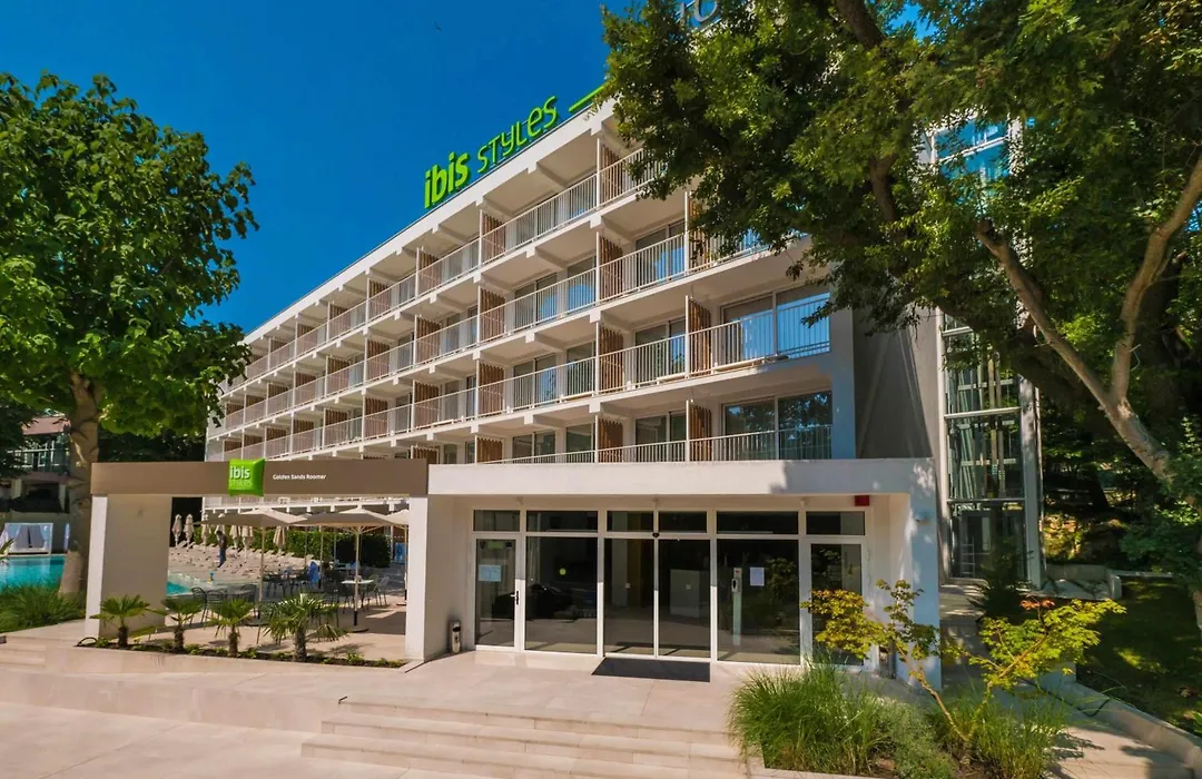 ibis Styles Golden Sands Roomer Hotel-1
