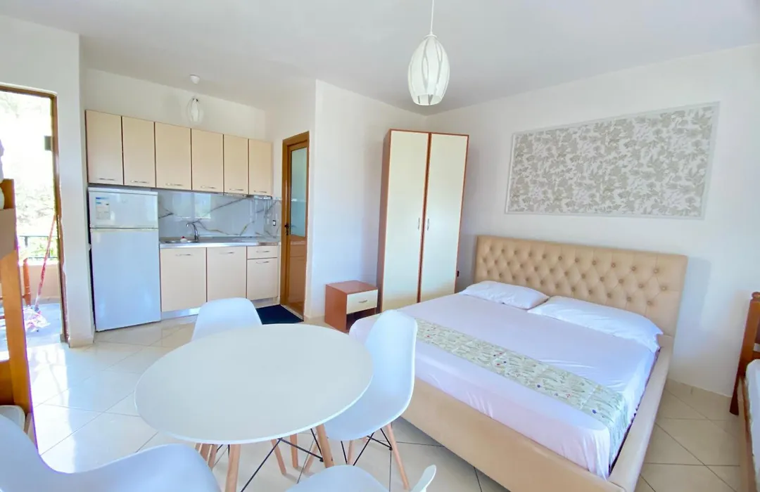 Apartament Radhime-1