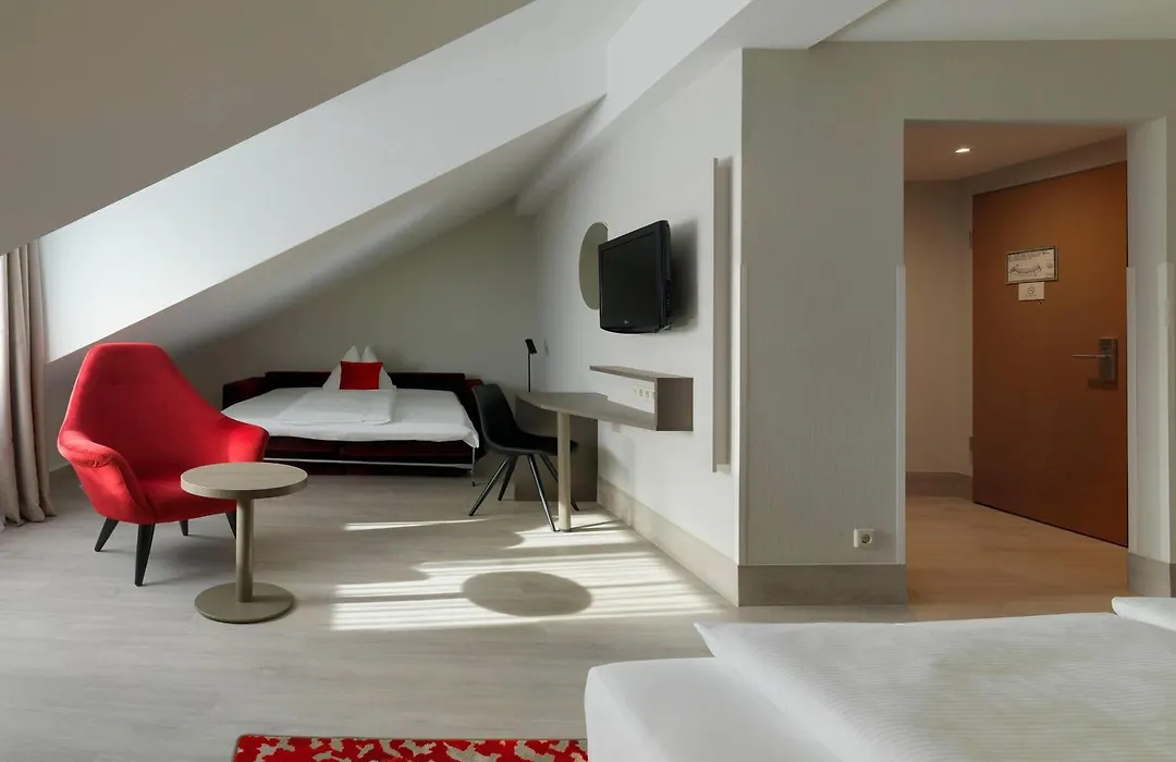 Ramada By Wyndham Dresden-1