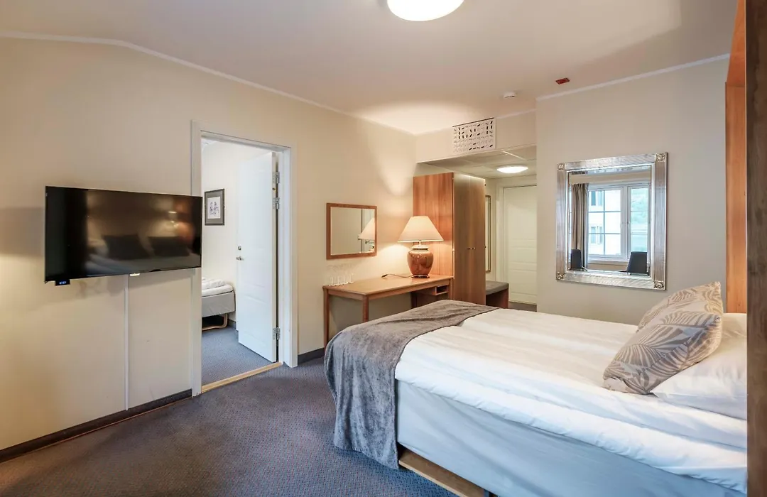 Voringfoss Hotel-1
