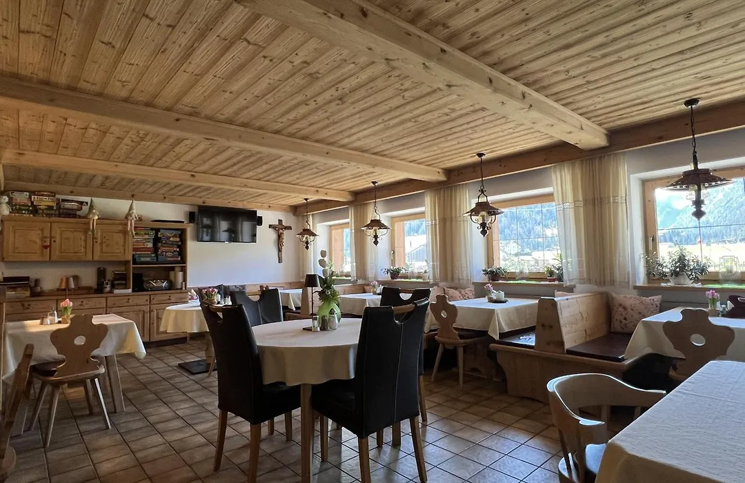 Lechnerhof Hotel-Garni-1