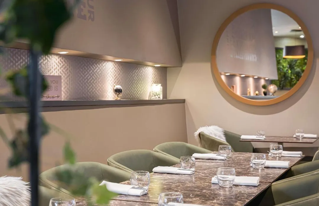 ibis Styles Lyon Gerland-1