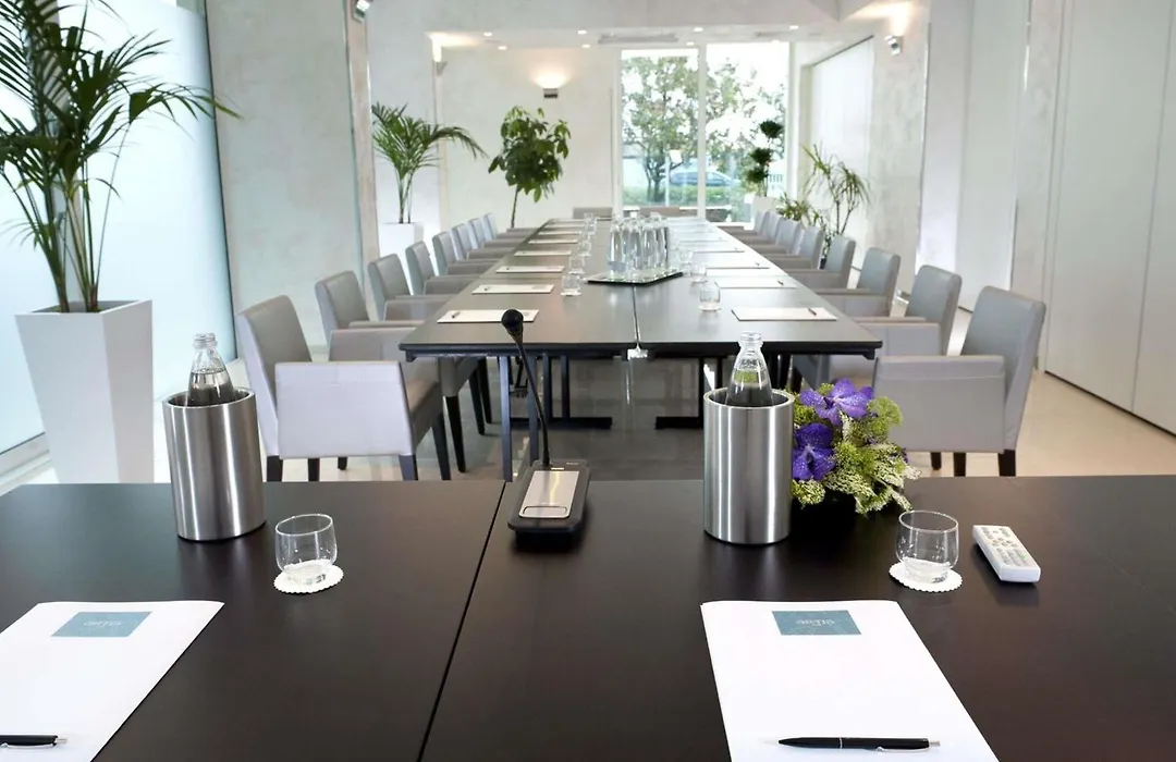 Mercure Hotel Rimini Artis-1