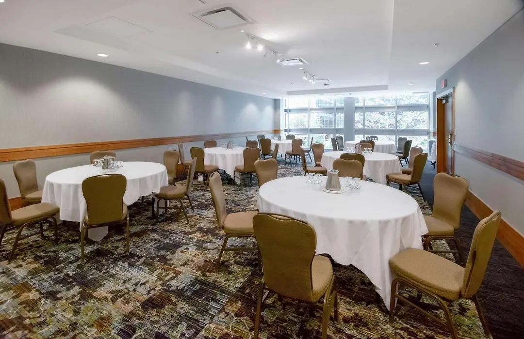 Coast Coal Harbour Vancouver Hotel By Apa-1