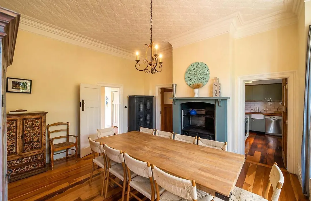 Crescent Villa - Stay Waiheke-1