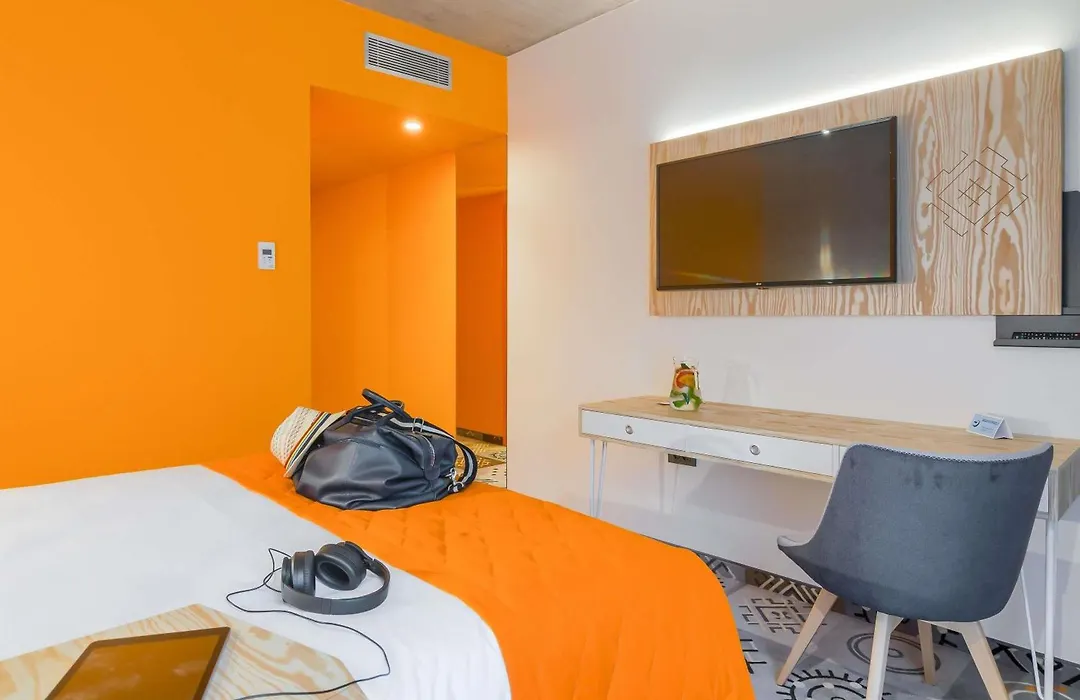 Ibis Styles Bucharest City Center-1