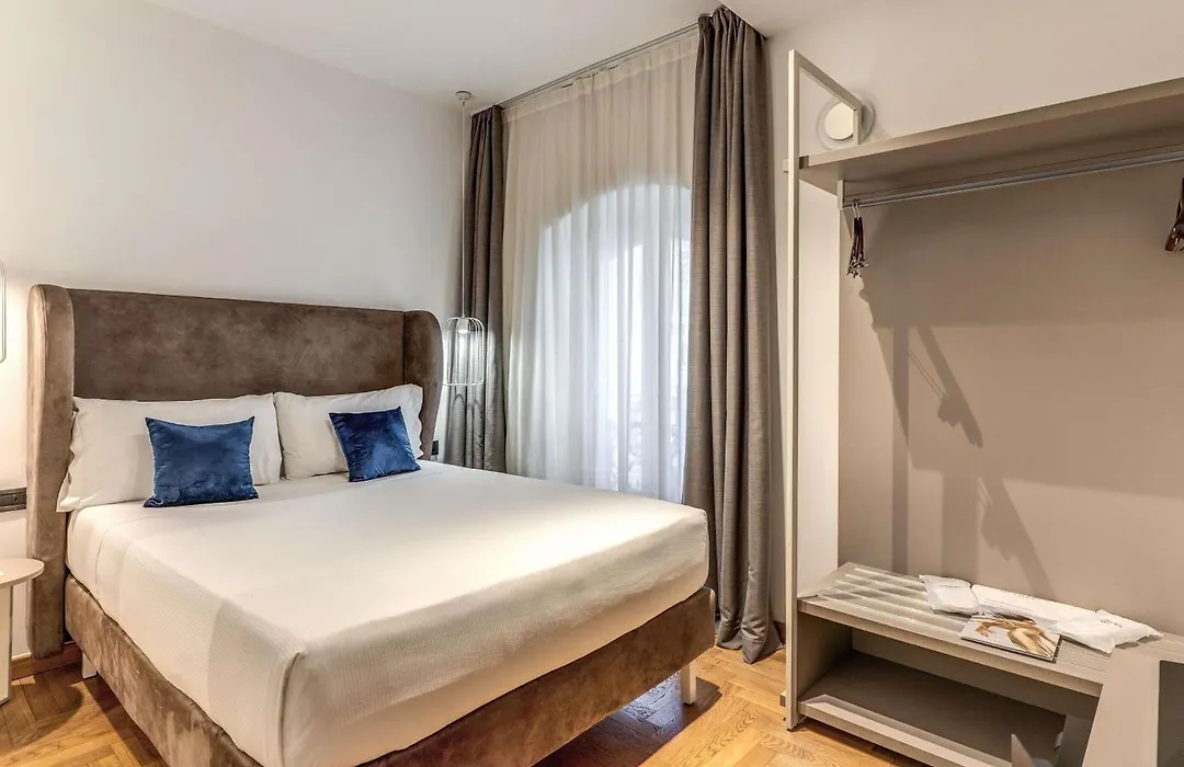 Mercure Roma Centro Termini-1