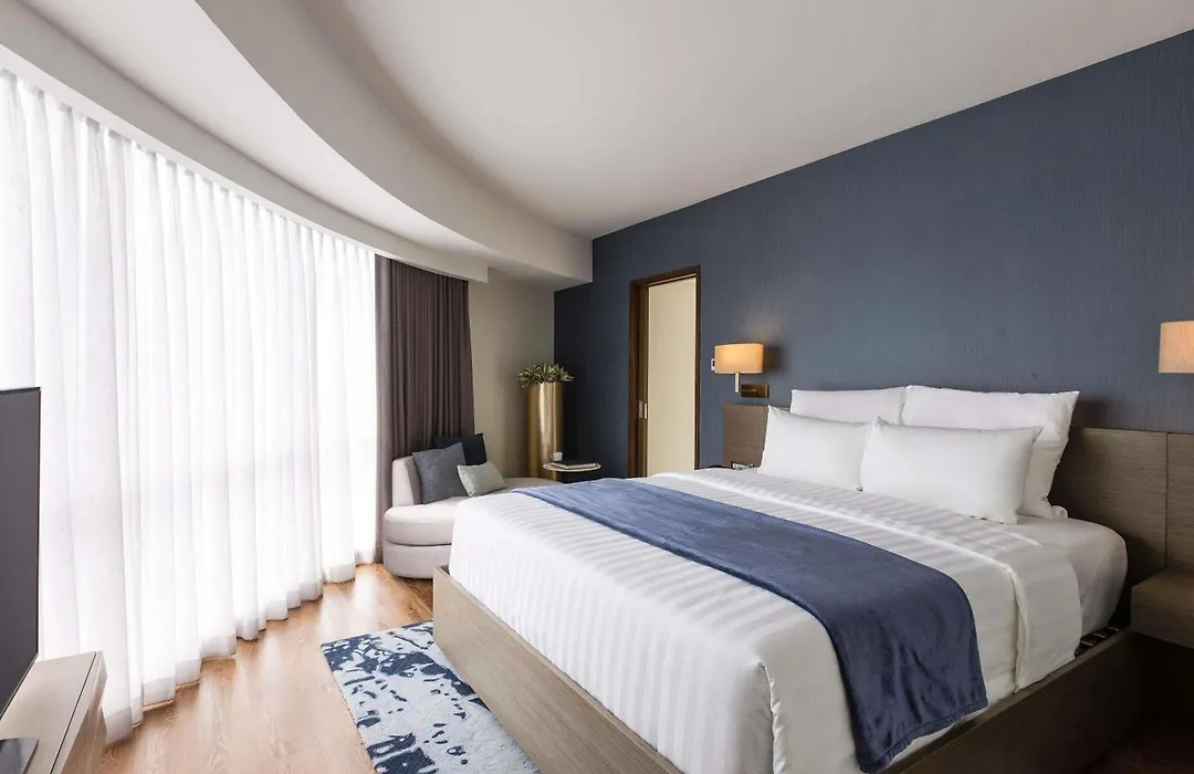 Novotel Suites Manila At Acqua-1