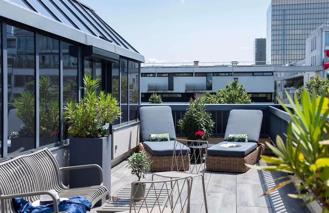 Mercure Paris Bercy Bibliotheque-1