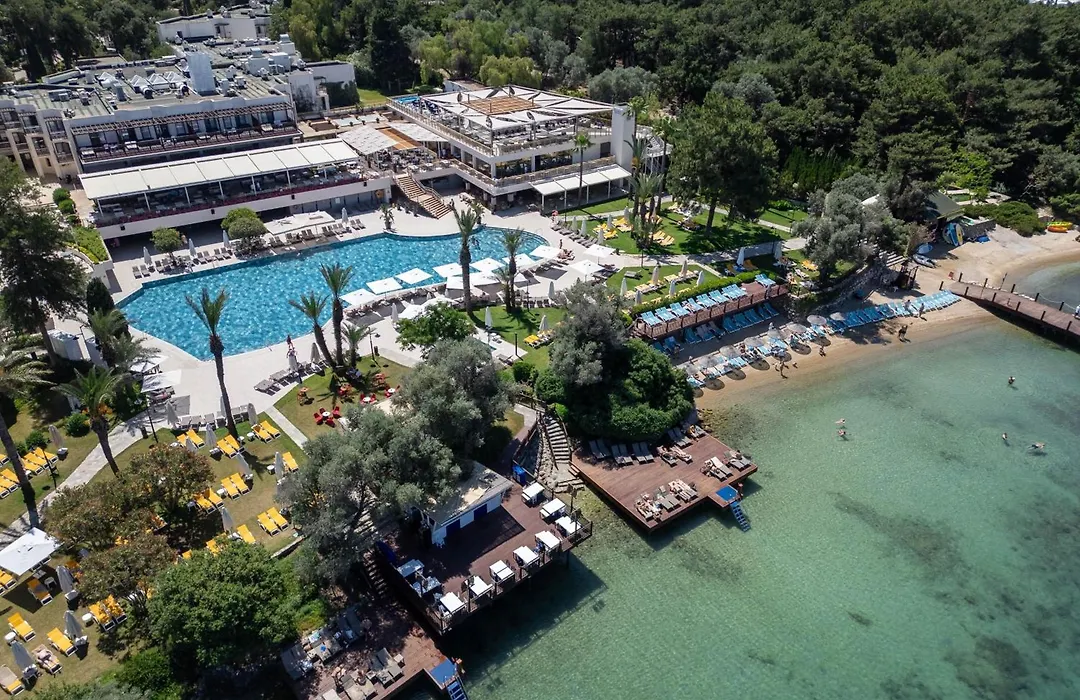 Doubletree By Hilton Bodrum Isil Club Ultra All-Inclusive Resort-1