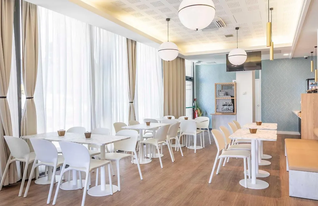 B&B Hotel Marseille Centre La Timone-1
