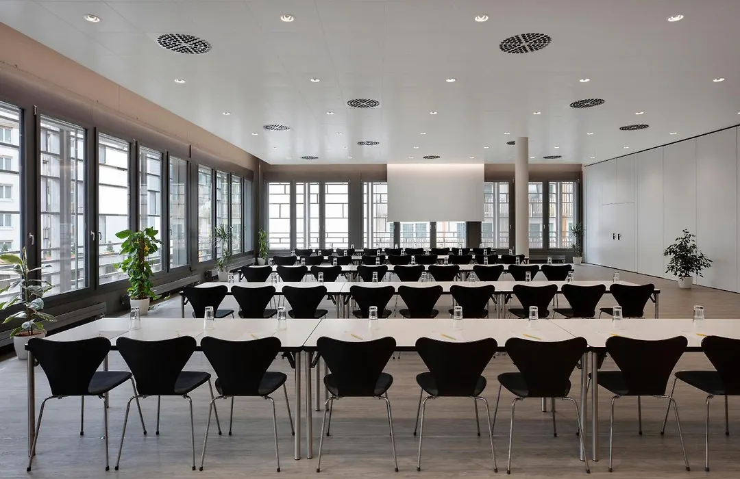 Hilton Garden Inn Davos-1