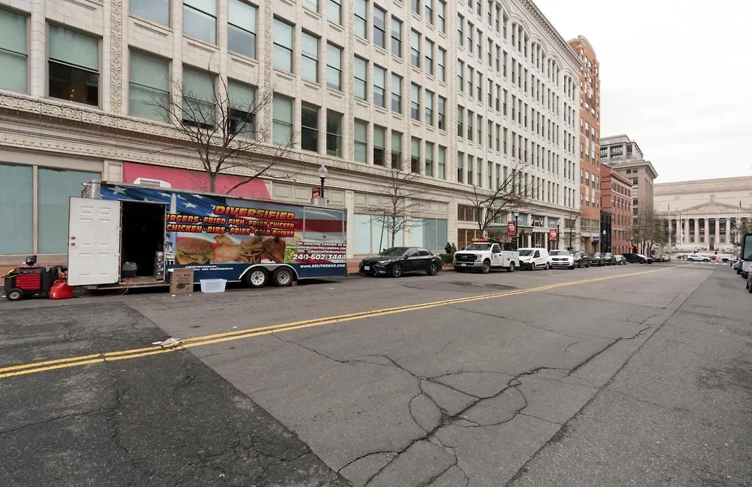 Penn Quarter Studio W Gym Dm Wd Nr Metro Wdc-577-1