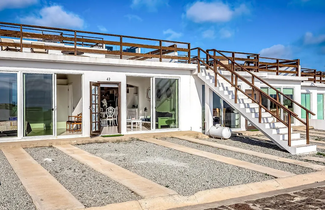 Dog-Friendly Oceanfront Villa With Rooftop Patio, Pool Access, & Kitchen-1