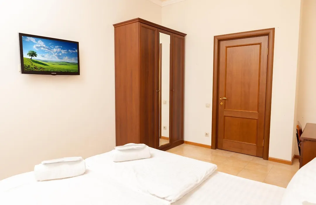 Bright 2 Bedroom Apartment Mayrig Building, With Nice Balcony View, Near Republic Square-1
