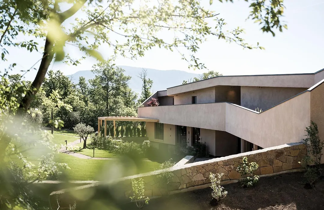 Hotel Weingut Stroblhof-1