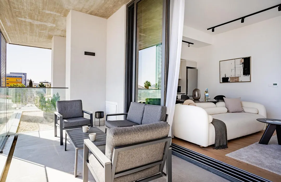 Yamas Urban Living Sequoia Residence-1