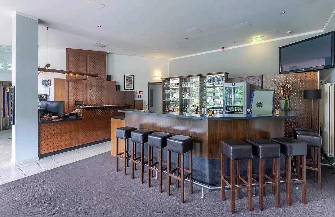 Hotel Sedes-1