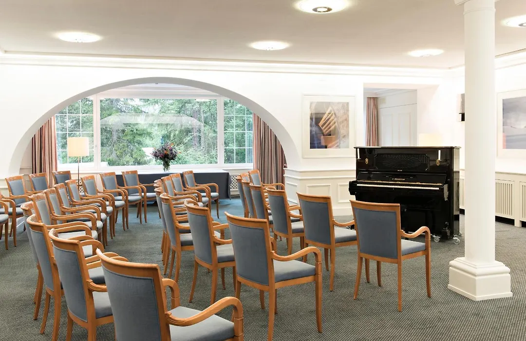 Hotel Waldhaus-1