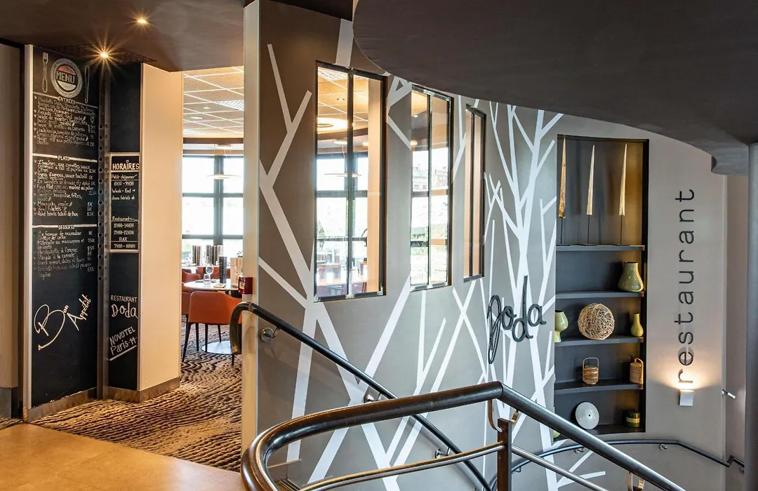 Novotel Paris 14 Porte D'Orleans-1