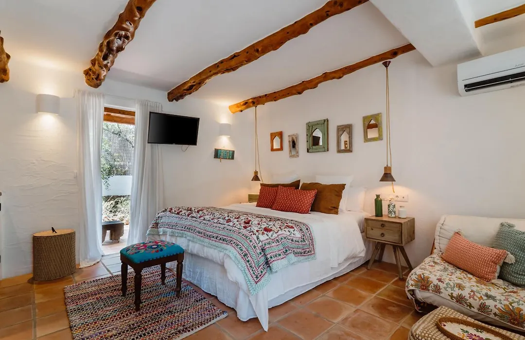 Can Vistabella Boutique Resort-1