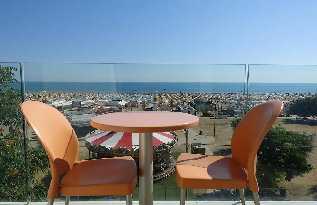 Hotel Mondial-1