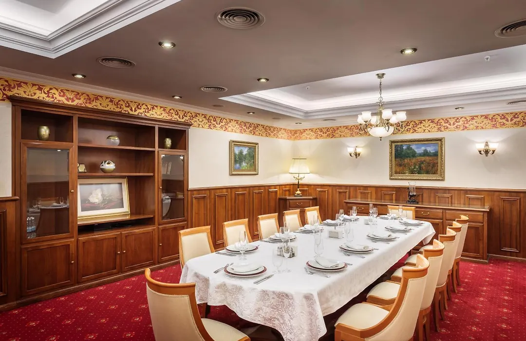 Natsionalny Hotel-1