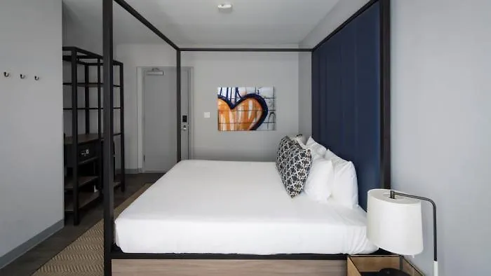 Hotel Rendale Miami Beach-1