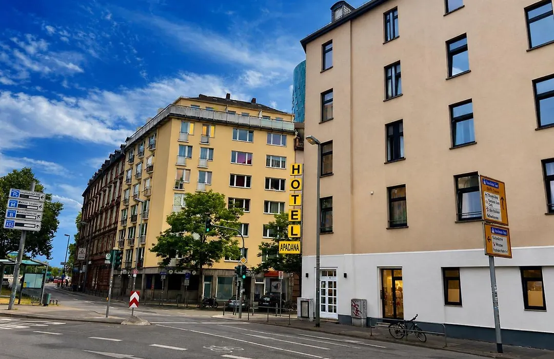 Hotel Apadana Frankfurt-1