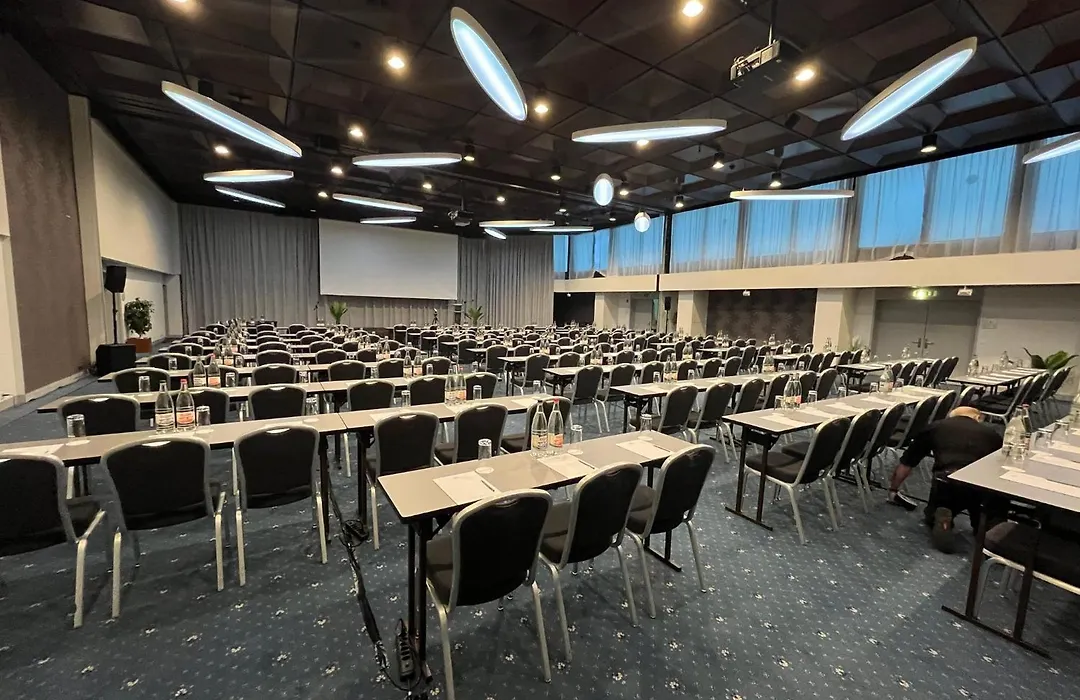 Crowne Plaza Zürich, an IHG Hotel-1