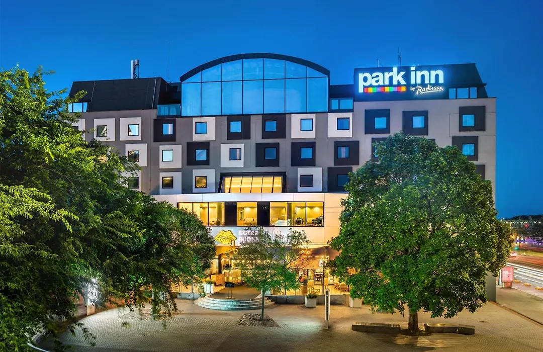 Park Inn By Radisson Danube Bratislava-1